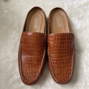Carlos by Carlos Santana Brown Croc-Embossed Slip-On Loafers